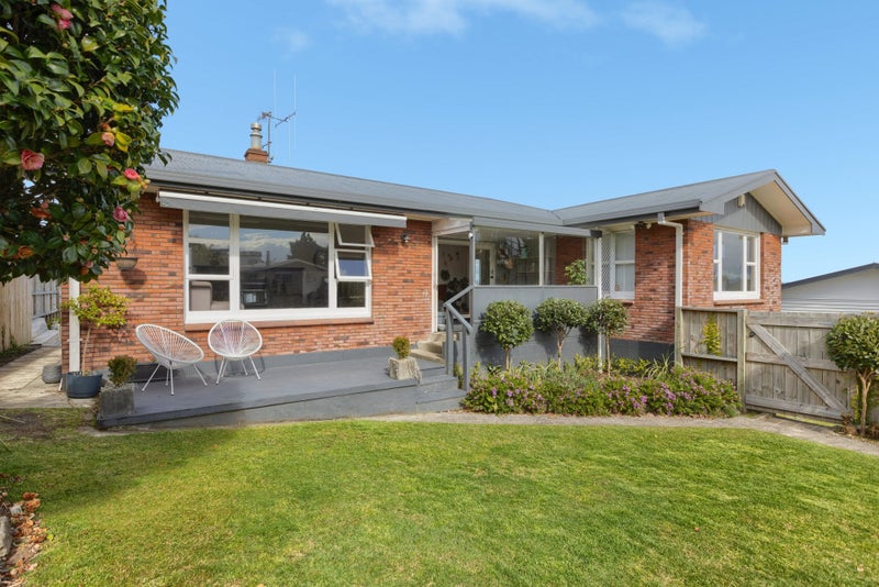 14 Regent Street, Brookfield, Tauranga - Carousel 1