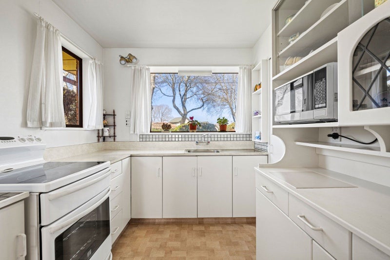 24 Elvira Court, Bishopdale, Christchurch - Carousel 2