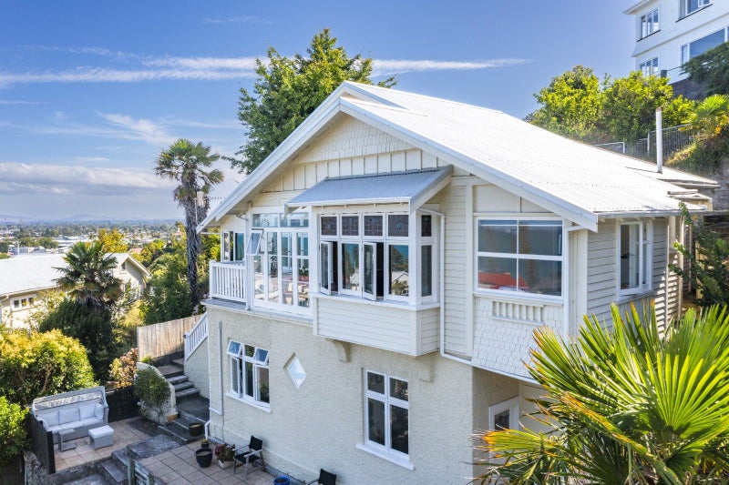 20A Brewster Street, Bluff Hill, Napier - Carousel 1