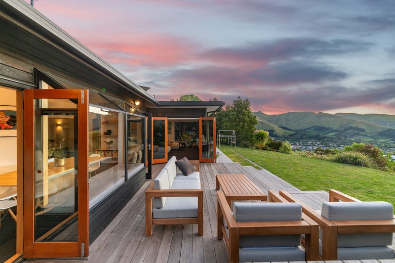 11 Brigid Place, Mount Pleasant, Christchurch - Carousel 1