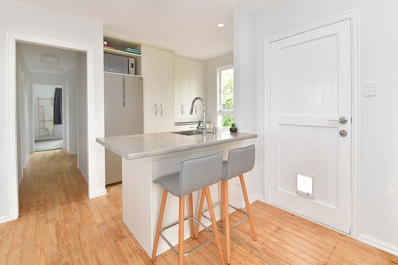 56 Taurus Crescent, Beach Haven, Auckland - Carousel 2