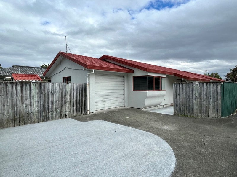 2/5 McGrath Street, Napier South, Napier - Carousel 1