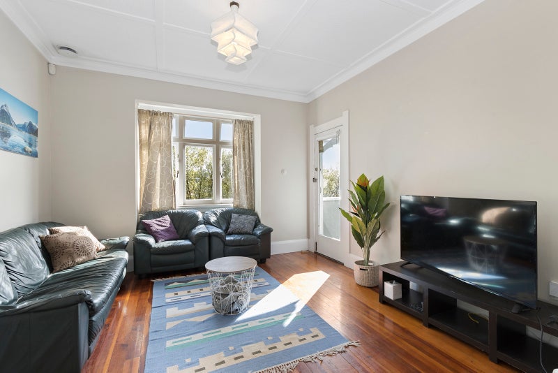 33 Oakley Avenue, Claudelands, Hamilton - Carousel 2