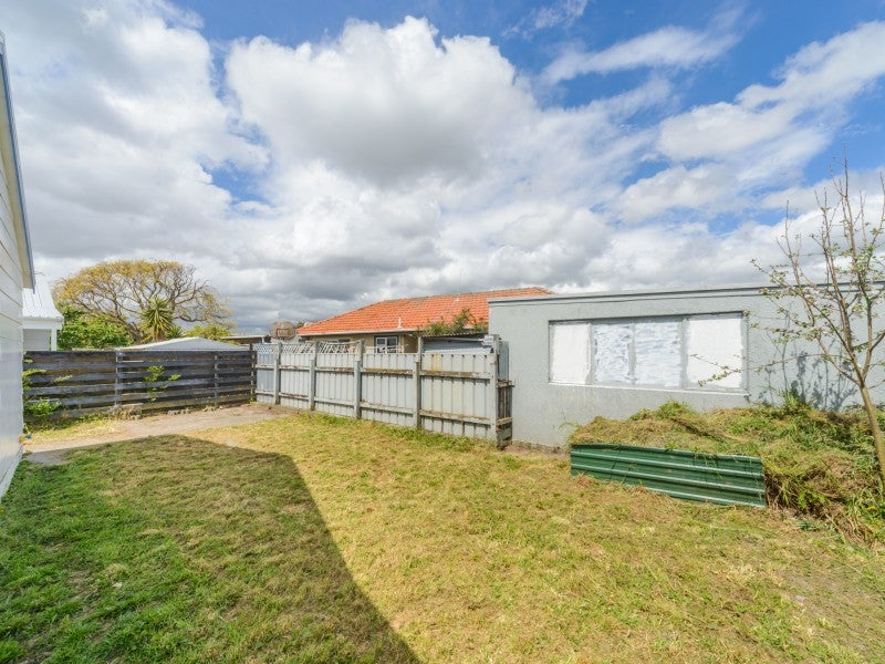 3A Athena Grove, Highbury, Palmerston North - Carousel 15