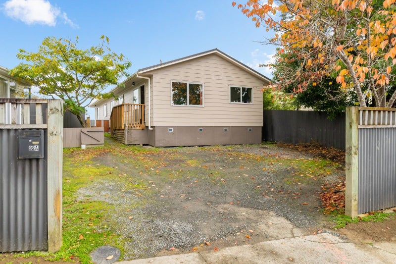 32A Aniseed Grove, Timberlea, Upper Hutt - Carousel 1