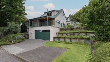 6 Fiesta Grove, Raumati Beach, Paraparaumu - Carousel 1