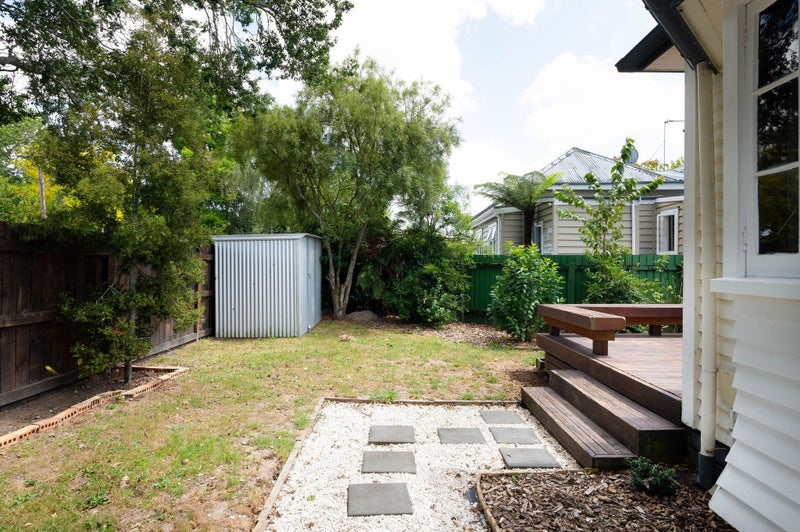 2A Masons Avenue, Hamilton East, Hamilton - Carousel 17