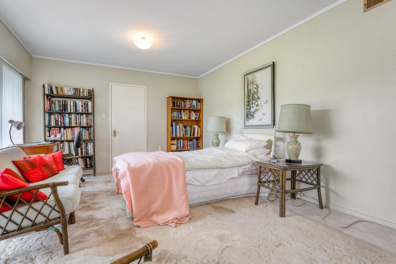 9 Langstone Place, Chatswood, Auckland - Carousel 27