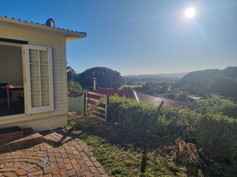 9 Balfour Street, Mornington, Wellington - Carousel 1