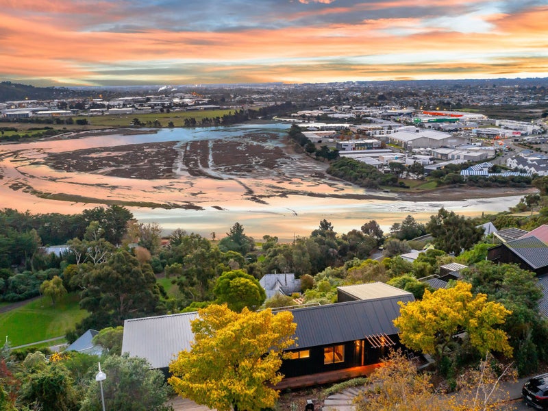 15 Challis Place, Mount Pleasant, Christchurch - Carousel 2