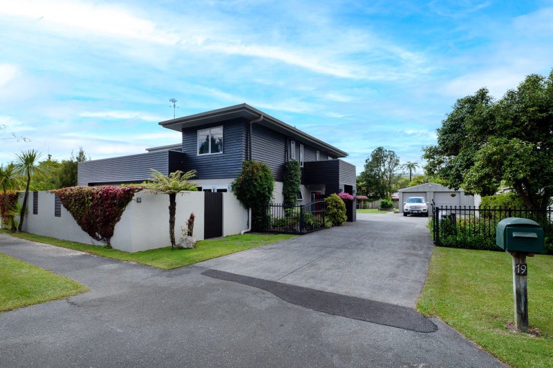 19 Okareka Loop Road, Lake Okareka, Rotorua - Carousel 2