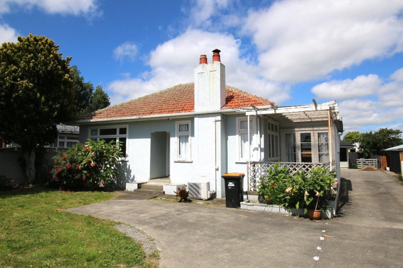 34 Botanical Road, Takaro, Palmerston North - Carousel 2