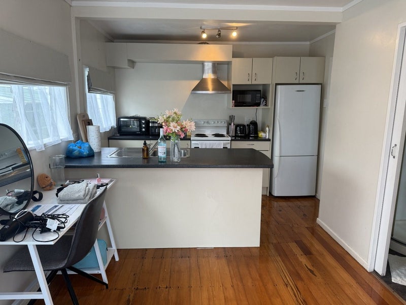 54 Ferry Parade, Herald Island, Auckland - Carousel 2