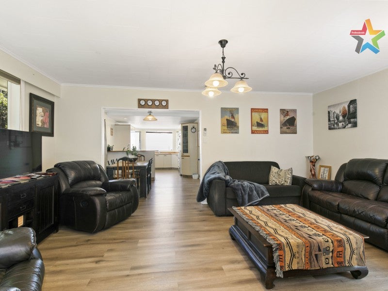 7 Panorama Grove, Harbour View, Lower Hutt - Carousel 2