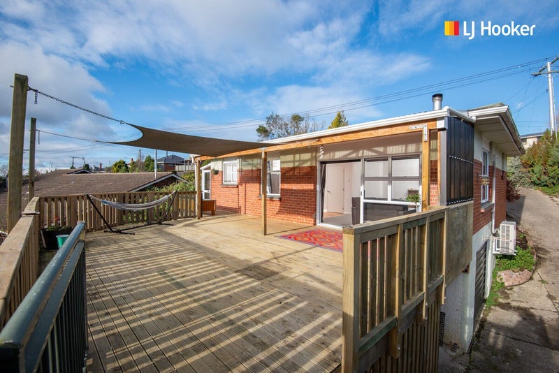 11 Martin Road, Fairfield, Dunedin - Carousel 1