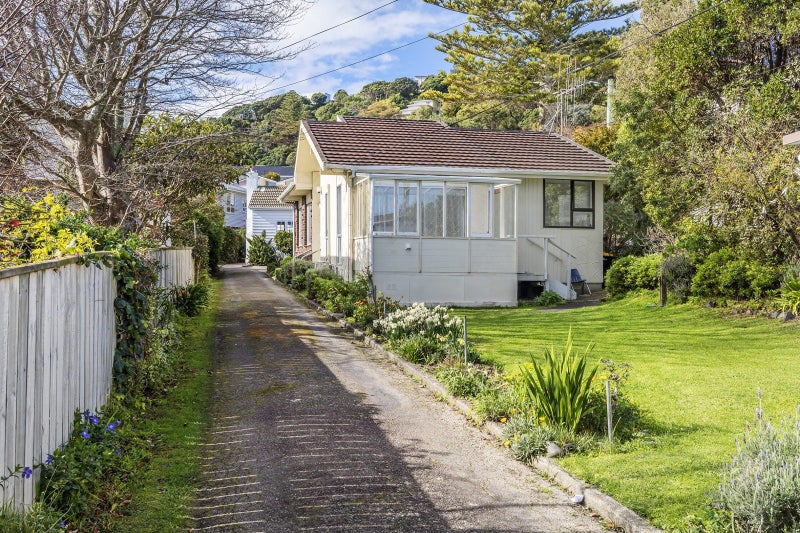 15A Streatlam Crescent, Strathmore Park, Wellington - Carousel 2