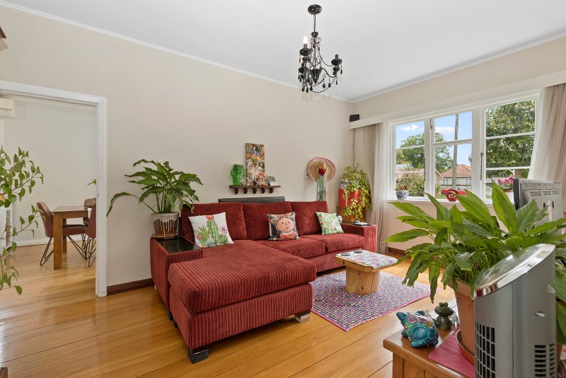 24 Valley Terrace, Hamilton Central, Hamilton - Carousel 2