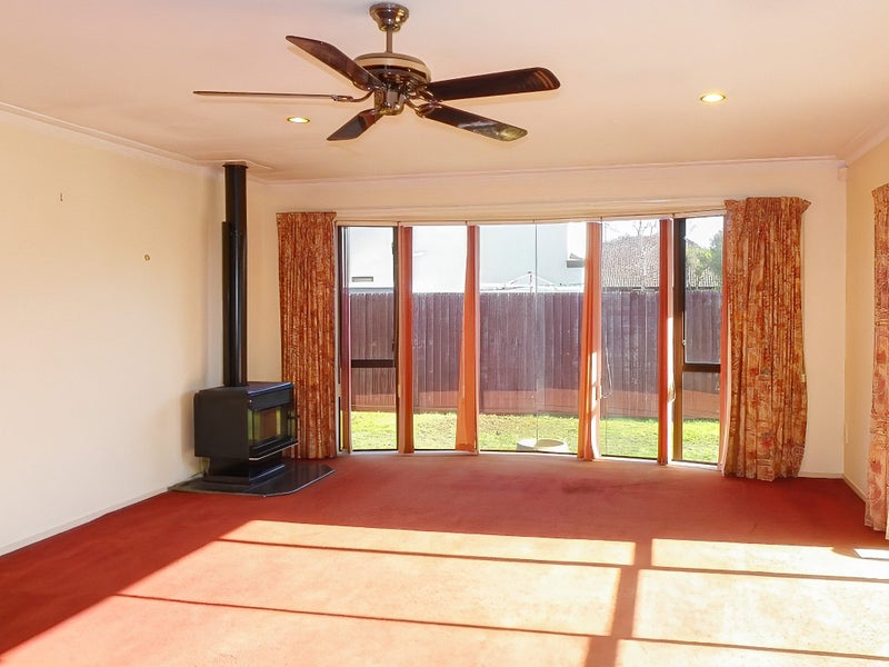 49 Broadhaven Avenue, Parklands, Christchurch - Carousel 2