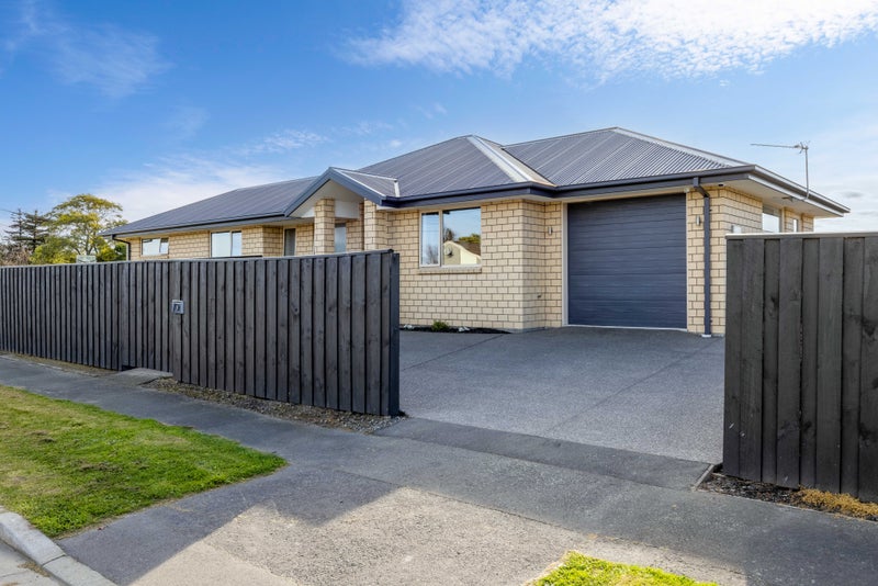 9 Sandown Crescent, Aranui, Christchurch - Carousel 2