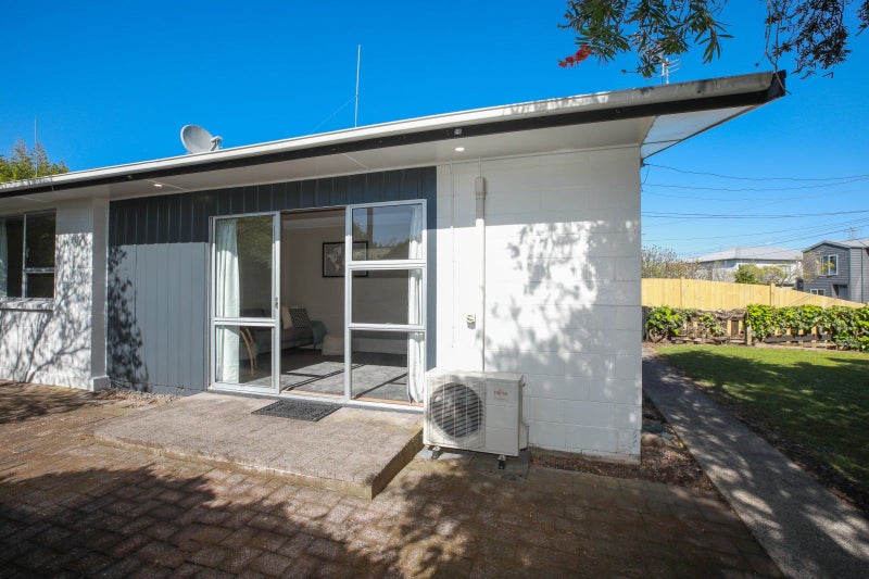 42 Southsea Crescent, Silverdale, Hamilton - Carousel 2