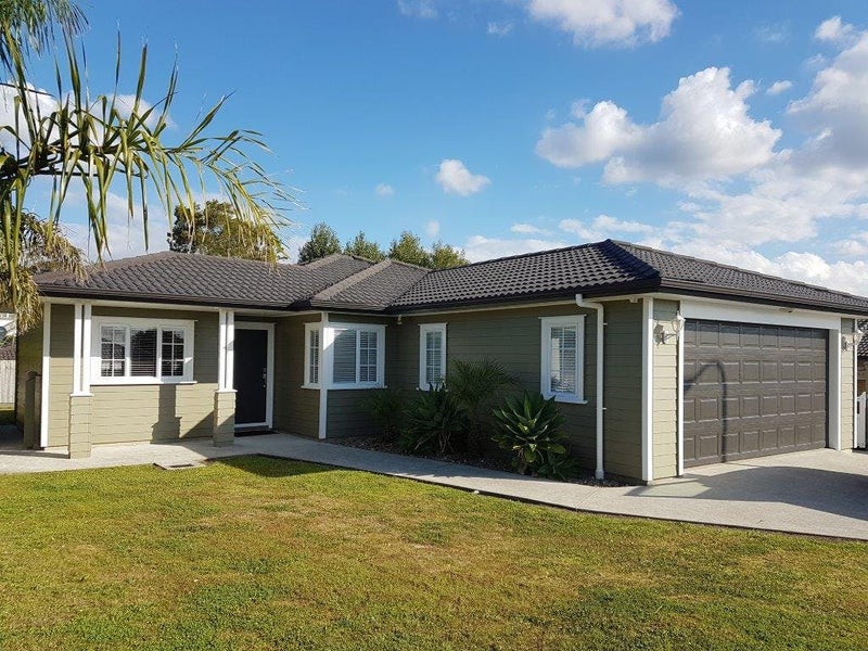 4 Nirmal Place, Sunnyvale, Auckland - Carousel 1