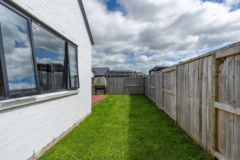 24 Ogilvie Avenue, Chartwell, Hamilton - Carousel 29