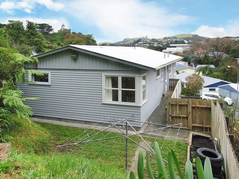 8 Shrimpton Way, Newlands, Wellington - Carousel 17