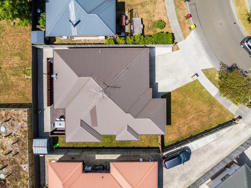 13 Woodland Grove, Wainuiomata, Lower Hutt - Carousel 24