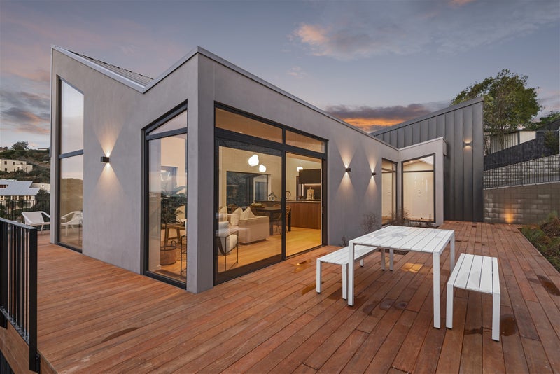 15 Law Lane, Mount Pleasant, Christchurch - Carousel 2