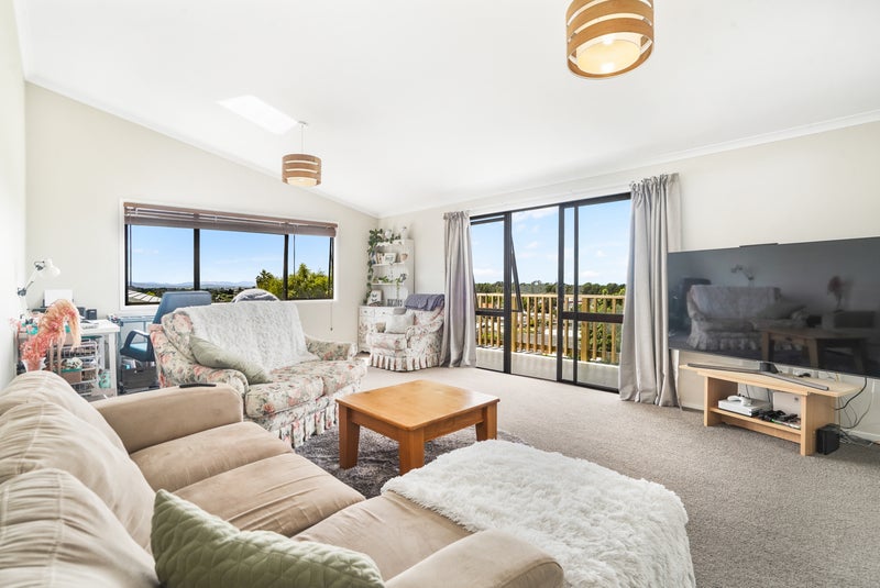 7 Northview Lane, Nawton, Hamilton - Carousel 1