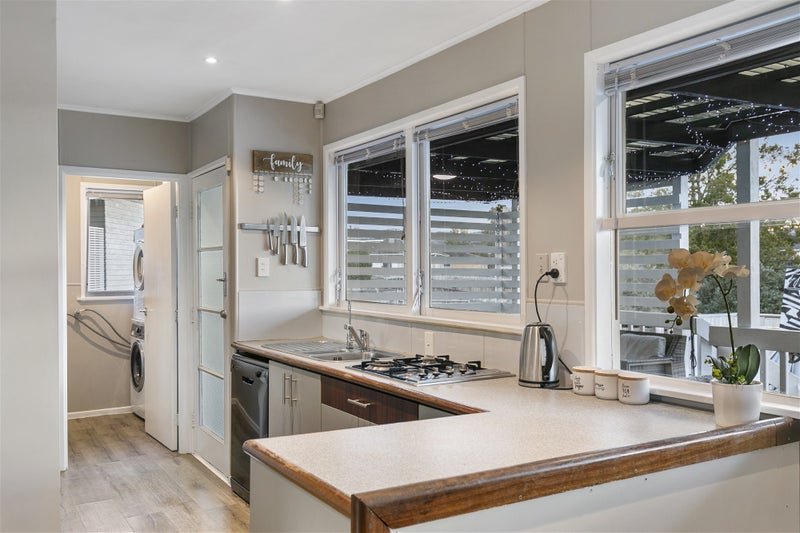 17 Coburg Street, Henderson, Auckland - Carousel 2