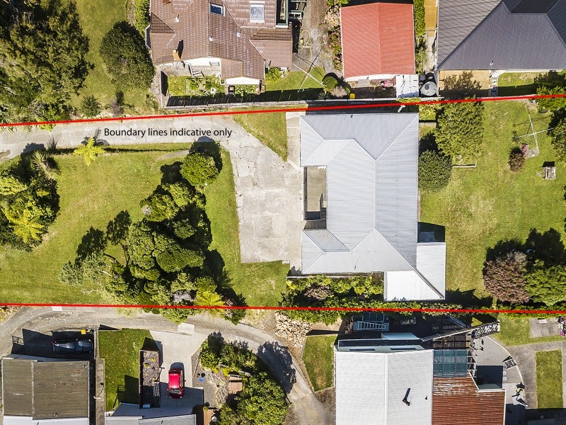 7 Rewa Terrace, Tawa, Wellington - Carousel 2