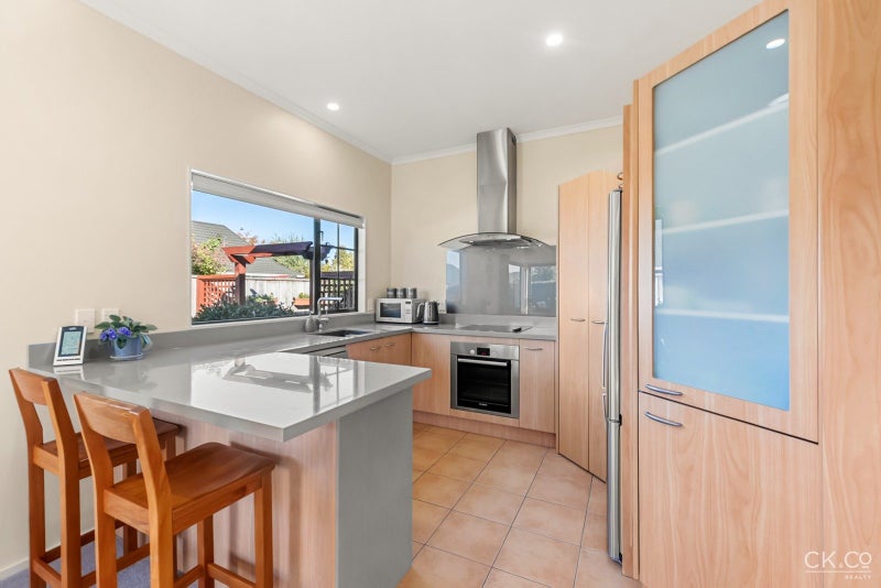 11 Ormrod Grove, Riverstone Terraces, Upper Hutt - Carousel 2