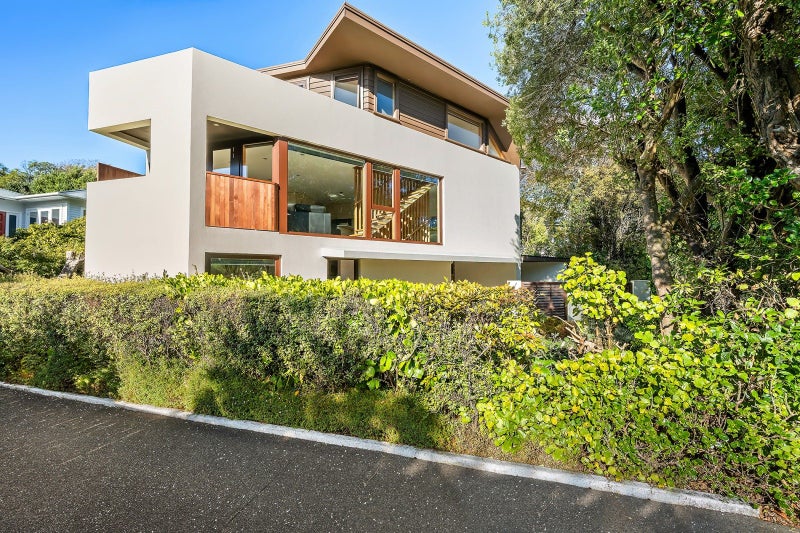 37 Nicholson Road, Khandallah, Wellington - Carousel 2