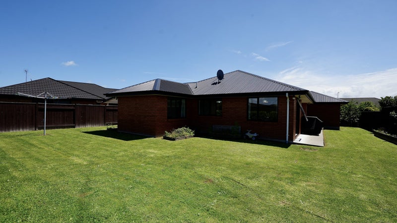 60 Geneva Terrace, Kelvin Grove, Palmerston North - Carousel 15
