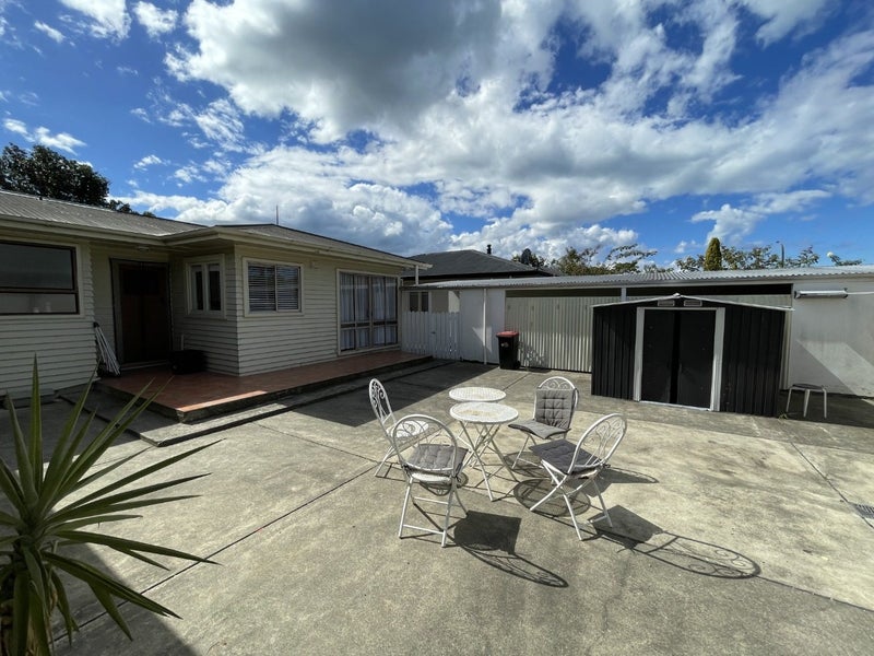 117 Taradale Road, Onekawa, Napier - Carousel 2