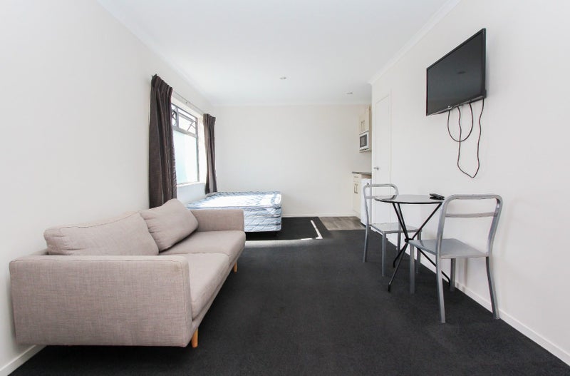 2/3 Liverpool Street, Hamilton Central, Hamilton - Carousel 2