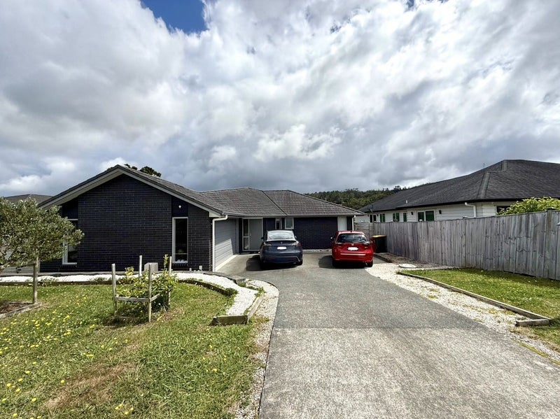 11 Josh Road, Huapai, Kumeu - Carousel 2