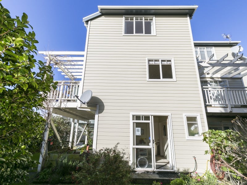 13/10 Colombo Street, Newtown, Wellington - Carousel 2