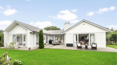 9 Brook Street, The Brook, Nelson - Carousel 1