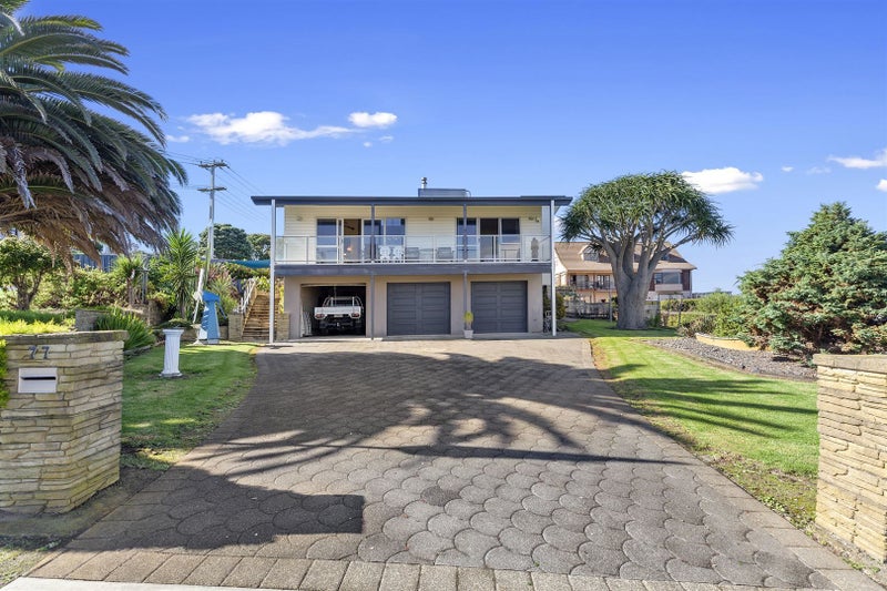 77 Town Point Road, Te Puke - Carousel 1