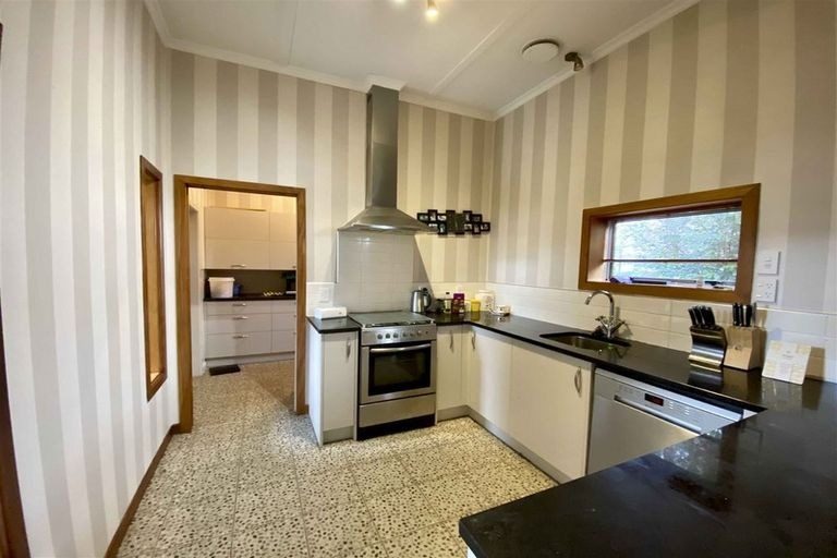155 Layard Street, Windsor, Invercargill - Carousel 2