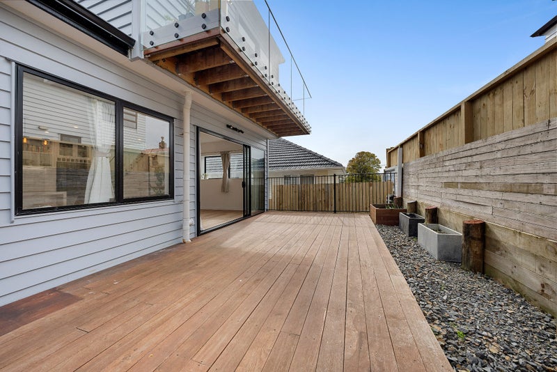 169A Methuen Road, New Windsor, Auckland - Carousel 2