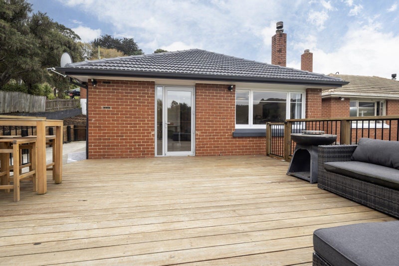 28 Waldron Crescent, Green Island, Dunedin - Carousel 2