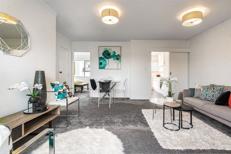 2/21 Finch Street, Western Springs, Auckland - Carousel 1