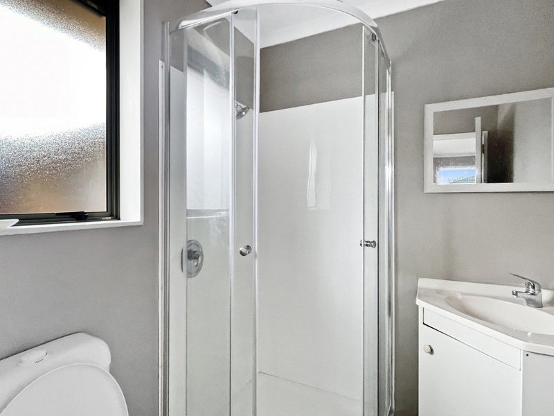 8A Lloyd Drive, Nawton, Hamilton - Carousel 7