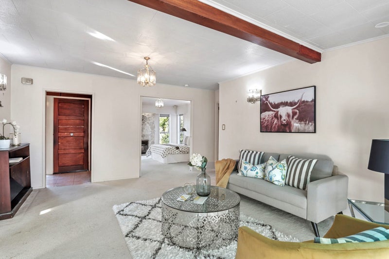 81 Goodall Street, Hillsborough, Auckland - Carousel 2