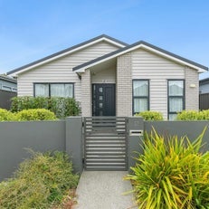 48 Karearea Avenue, Kenepuru, Porirua - Carousel 1