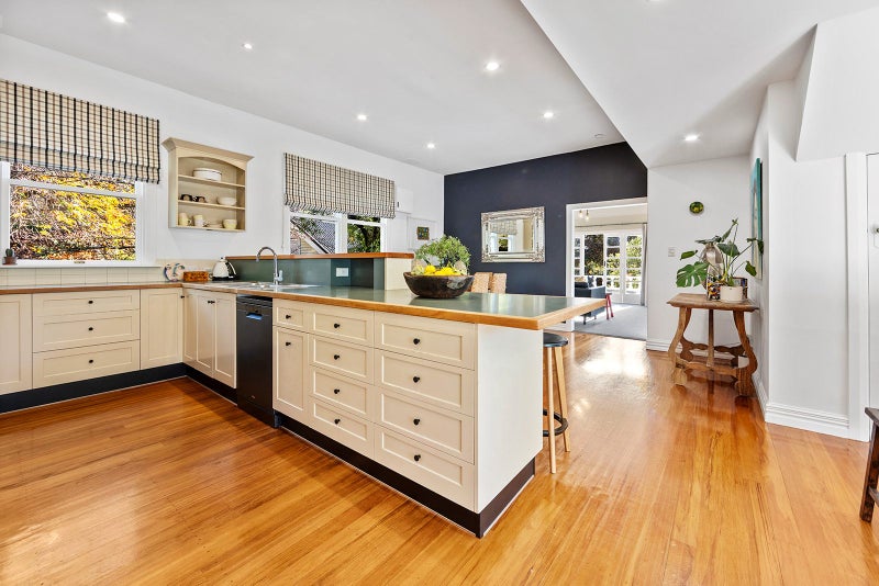 3 Macmillan Avenue, Cashmere, Christchurch - Carousel 1