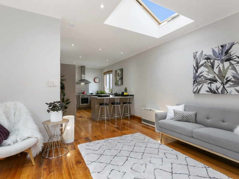 18 Burnham Street, Seatoun, Wellington - Carousel 2